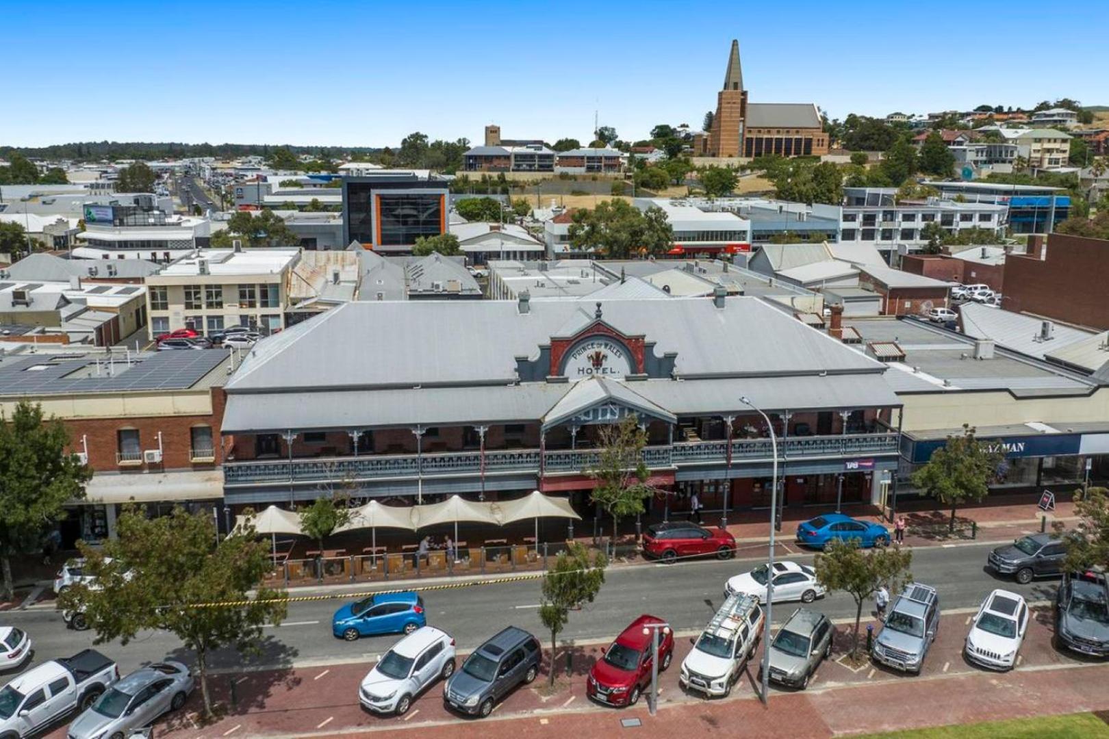 Prince Of Wales Hotel, Bunbury Exterior photo